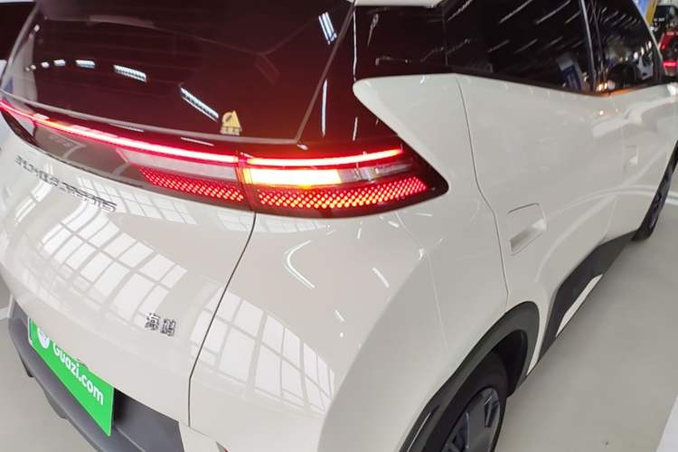 Used BYD Seagull 2024 Honor Edition 305km Dynamic Version Right Rear Taillight