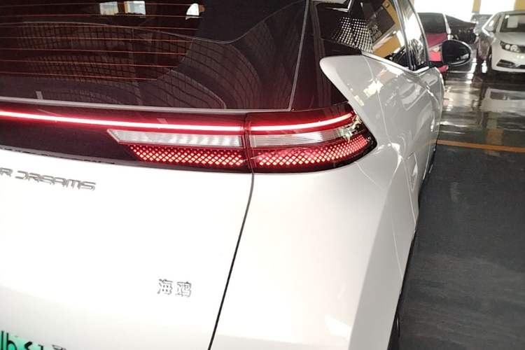 Used BYD Seagull 2024 Honor Edition 305km Dynamic Version Right Rear Taillight