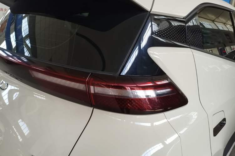 Used BYD Seagull 2024 Honor Edition 305km Dynamic Version Right Rear Taillight