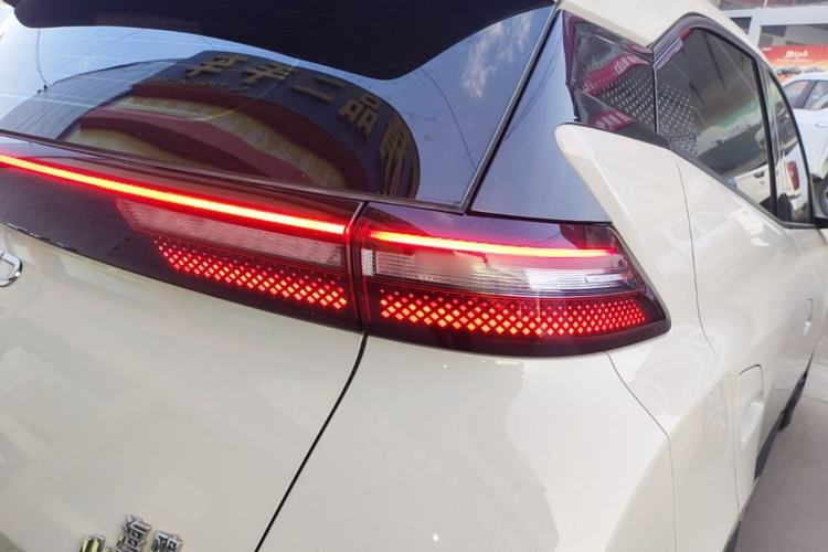 Used BYD Seagull 2024 Honor Edition 305km Dynamic Version Right Rear Taillight