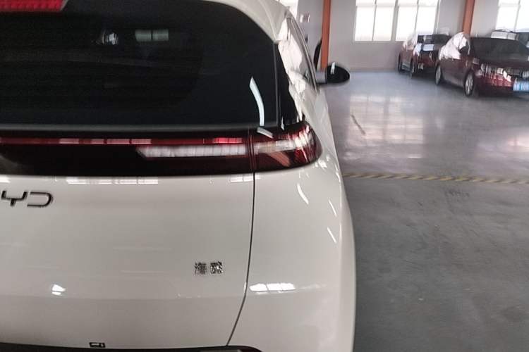 Used BYD Seagull 2024 Honor Edition 305km Dynamic Version Right Rear Taillight