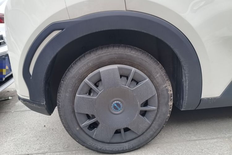 Used BYD Seagull 2024 Honor Edition 305km Dynamic Version Right Rear Wheel Hub