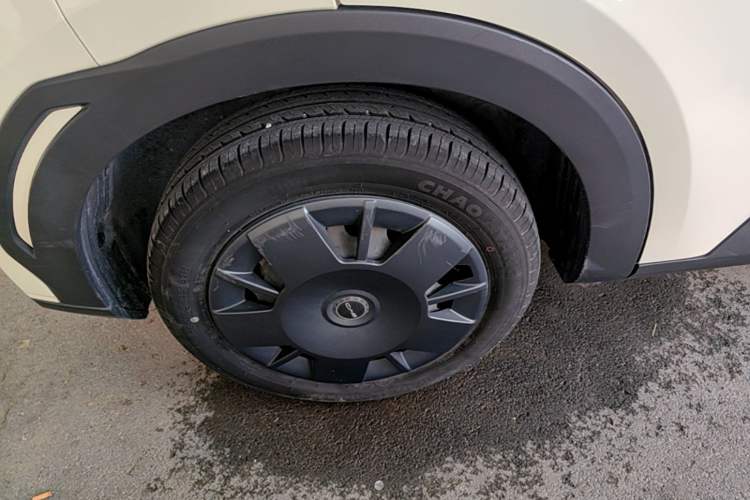 Used BYD Seagull 2024 Honor Edition 305km Dynamic Version Right Rear Wheel Hub