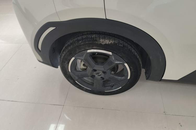 Used BYD Seagull 2024 Honor Edition 405km Flying Version Right Rear Wheel Hub