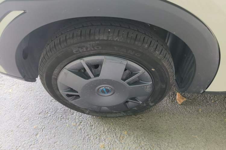 Used BYD Seagull 2024 Honor Edition 305km Dynamic Version Right Rear Wheel Hub