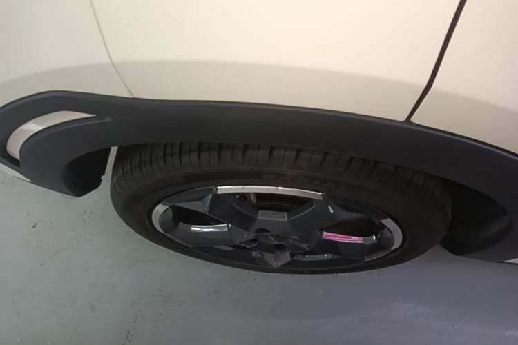 Used BYD Seagull 2024 Honor Edition 305km Freedom Version Right Rear Wheel Hub