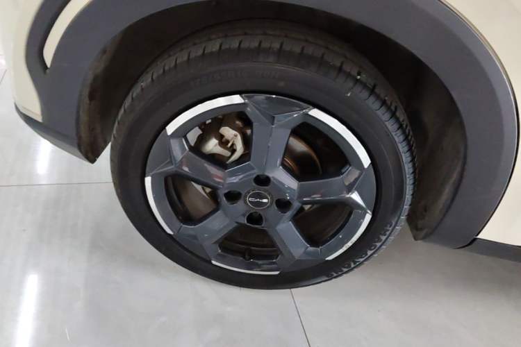 Used BYD Seagull 2024 Honor Edition 405km Flying Version Right Rear Wheel Hub