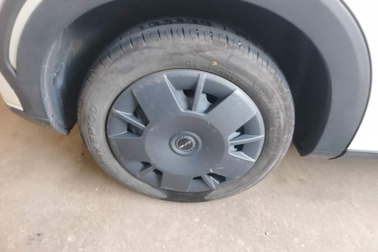 Used BYD Seagull 2024 Honor Edition 305km Dynamic Version Right Rear Wheel Hub