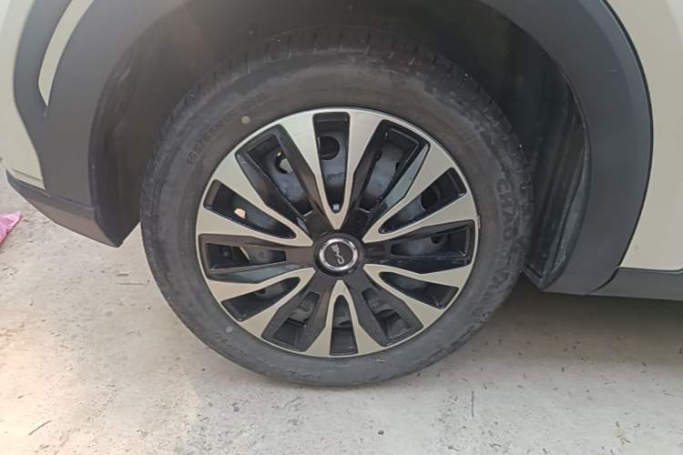 Used BYD Seagull 2024 Honor Edition 305km Dynamic Version Right Rear Wheel Hub