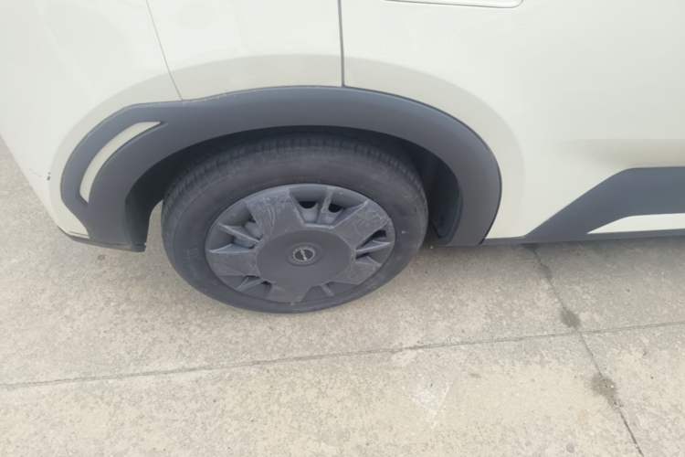 Used BYD Seagull 2024 Honor Edition 305km Dynamic Version Right Rear Wheel Hub