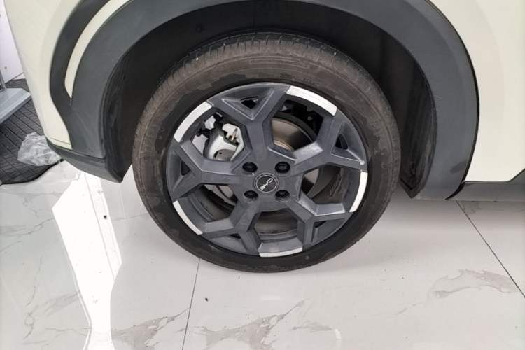 Used BYD Seagull 2024 Honor Edition 305km Freedom Version Right Rear Wheel Hub