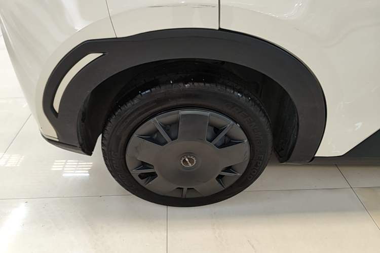 Used BYD Seagull 2024 Honor Edition 305km Dynamic Version Right Rear Wheel Hub