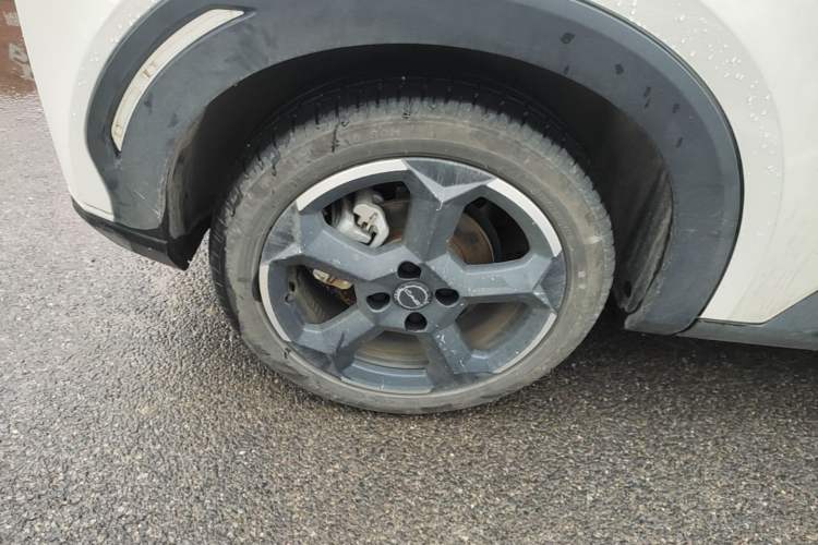 Used BYD Seagull 2024 Honor Edition 305km Freedom Version Right Rear Wheel Hub