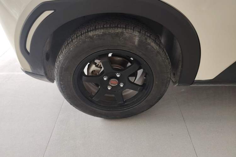 Used BYD Seagull 2024 Honor Edition 305km Dynamic Version Right Rear Wheel Hub