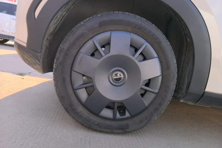 Used BYD Seagull 2024 Honor Edition 305km Dynamic Version Right Rear Wheel Hub