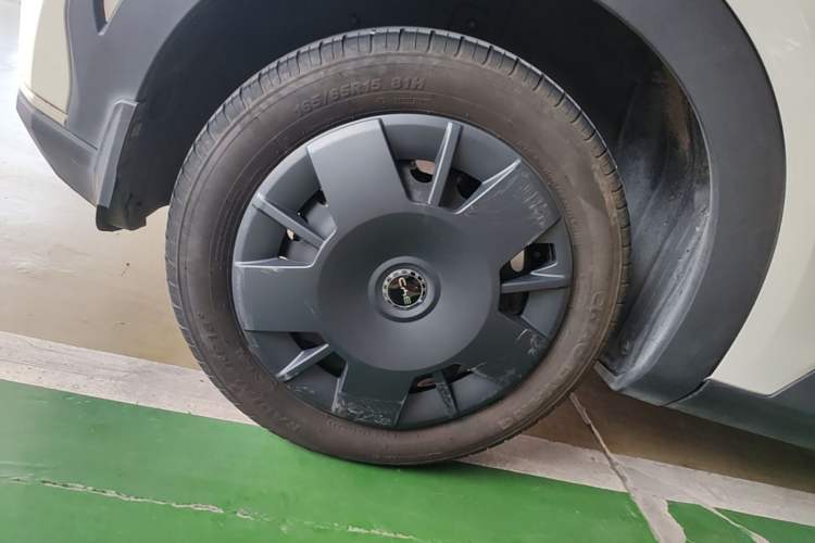 Used BYD Seagull 2024 Honor Edition 305km Dynamic Version Right Rear Wheel Hub