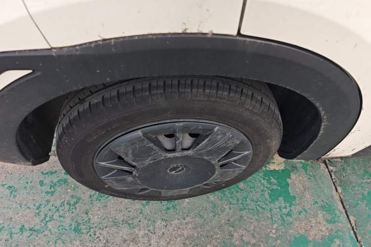 Used BYD Seagull 2024 Honor Edition 305km Dynamic Version Right Rear Wheel Hub