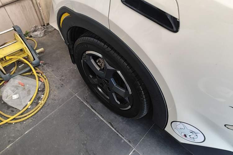 Used BYD Seagull 2024 Honor Edition 305km Freedom Version Right Rear Wheel Hub