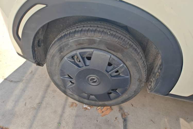 Used BYD Seagull 2024 Honor Edition 305km Dynamic Version Right Rear Wheel Hub