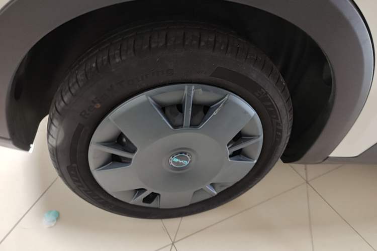 Used BYD Seagull 2024 Honor Edition 305km Dynamic Version Right Rear Wheel Hub