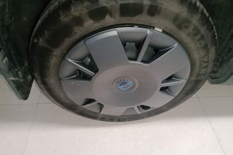 Used BYD Seagull 2024 Honor Edition 305km Dynamic Version Right Rear Wheel Hub