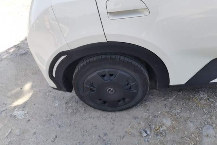 Used BYD Seagull 2024 Honor Edition 305km Dynamic Version Right Rear Wheel Hub