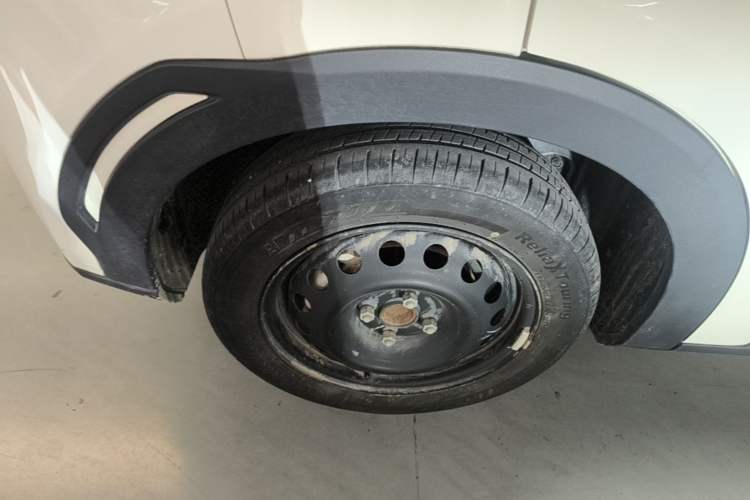 Used BYD Seagull 2024 Honor Edition 305km Dynamic Version Right Rear Wheel Hub