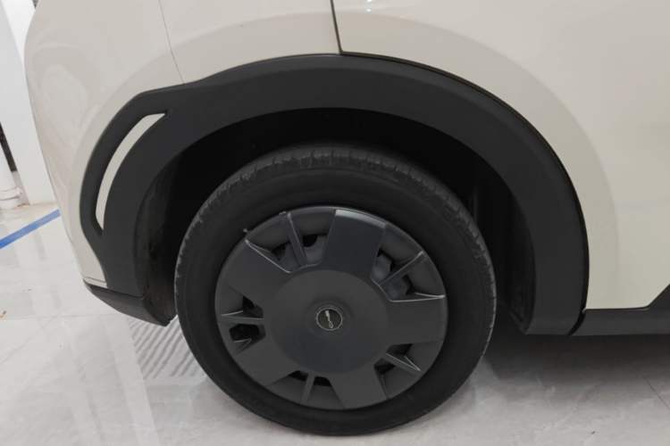 Used BYD Seagull 2024 Honor Edition 305km Dynamic Version Right Rear Wheel Hub