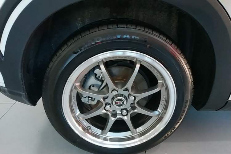 Used BYD Seagull 2024 Honor Edition 305km Dynamic Version Right Rear Wheel Hub