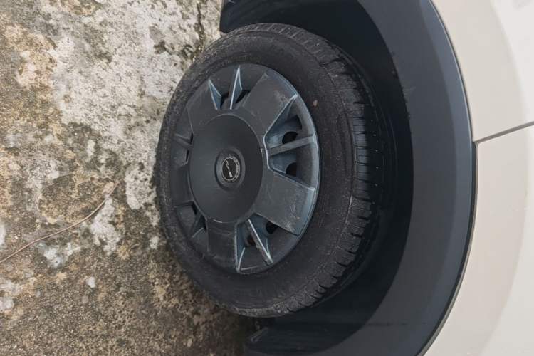 Used BYD Seagull 2024 Honor Edition 305km Dynamic Version Right Rear Wheel Hub