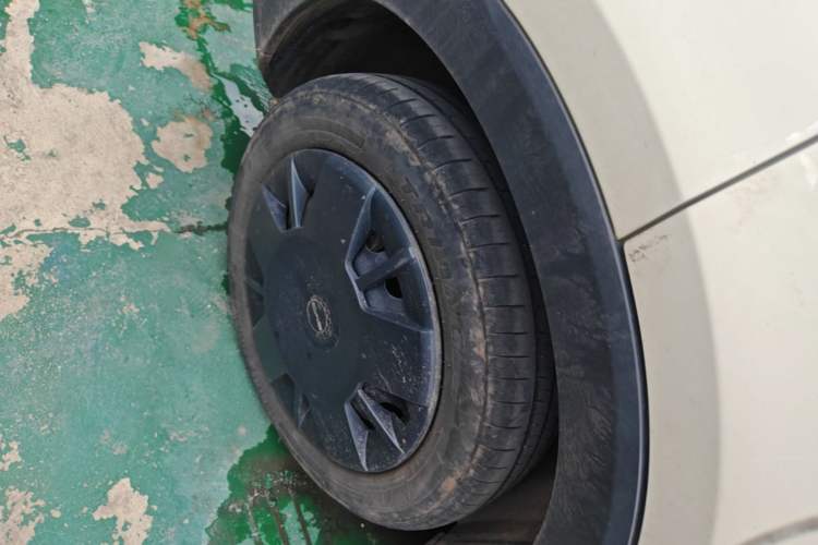 Used BYD Seagull 2024 Honor Edition 305km Dynamic Version Right Rear Wheel Hub