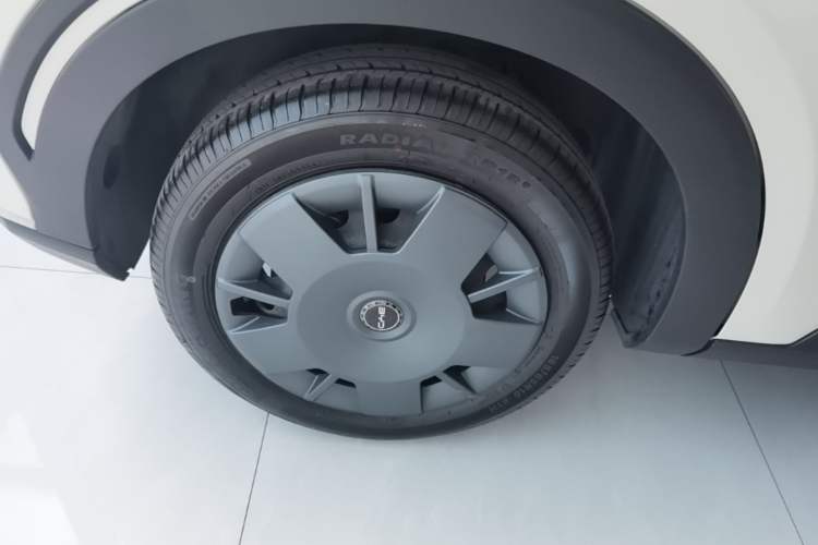 Used BYD Seagull 2024 Honor Edition 305km Dynamic Version Right Rear Wheel Hub