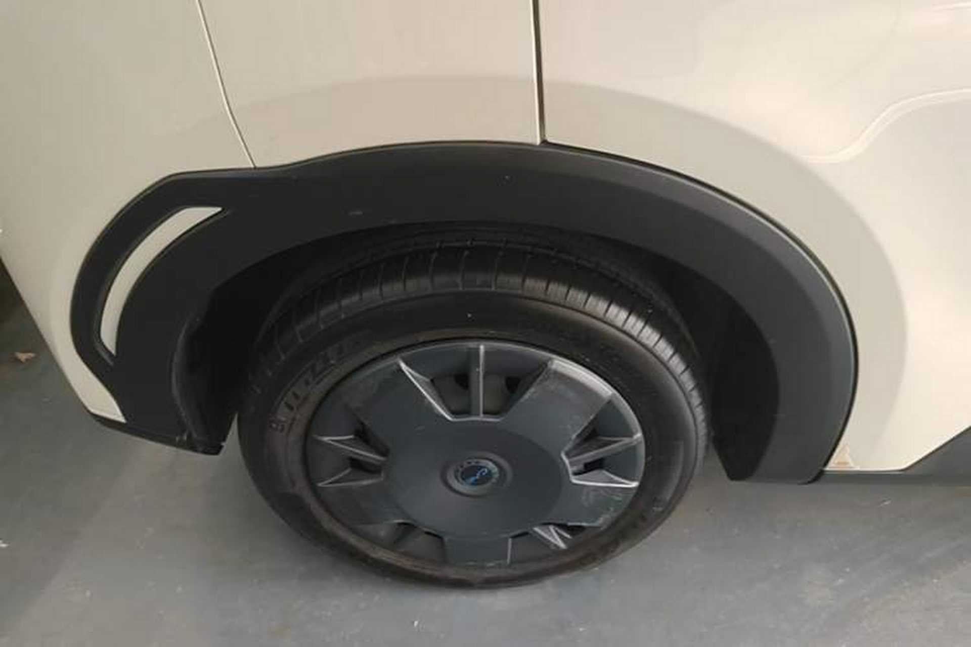 Used BYD Seagull 2024 Honor Edition 305km Dynamic Version Right Rear Wheel Hub