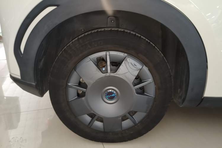 Used BYD Seagull 2024 Honor Edition 305km Dynamic Version Right Rear Wheel Hub