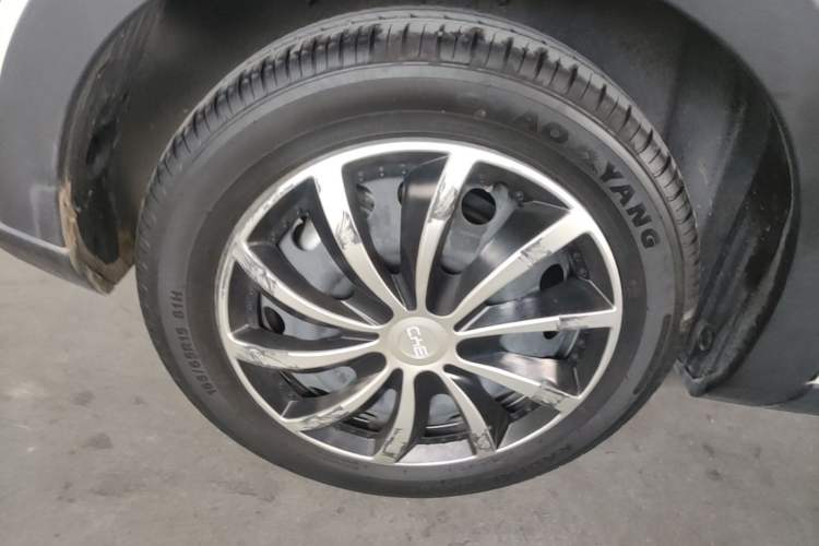 Used BYD Seagull 2024 Honor Edition 305km Dynamic Version Right Rear Wheel Hub