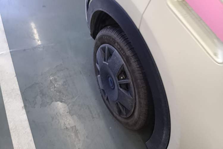 Used BYD Seagull 2024 Honor Edition 305km Freedom Version Right Rear Wheel Hub