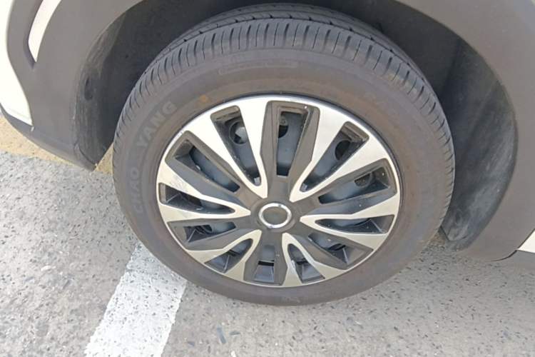 Used BYD Seagull 2024 Honor Edition 305km Dynamic Version Right Rear Wheel Hub