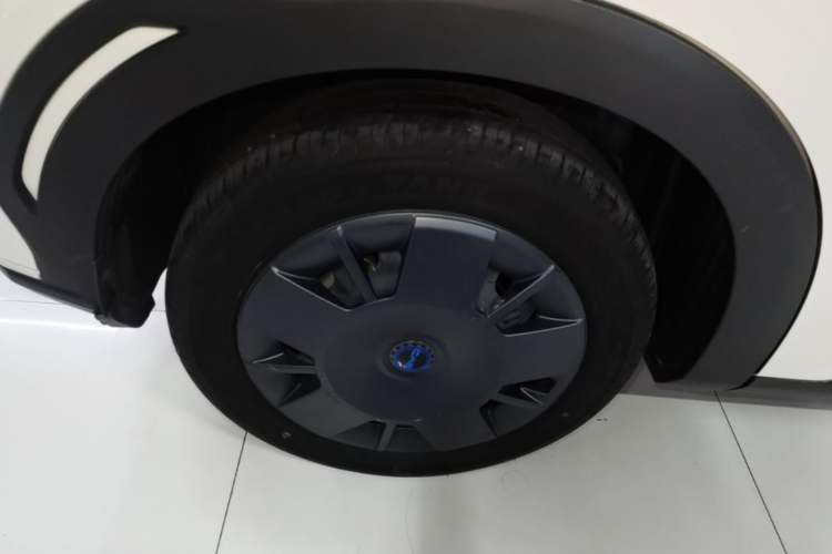 Used BYD Seagull 2024 Honor Edition 305km Dynamic Version Right Rear Wheel Hub
