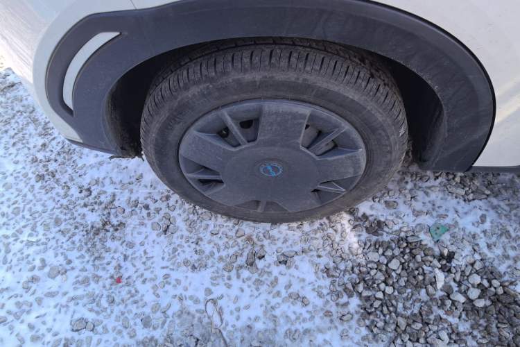 Used BYD Seagull 2024 Honor Edition 305km Dynamic Version Right Rear Wheel Hub