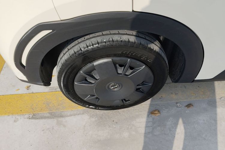 Used BYD Seagull 2024 Honor Edition 305km Dynamic Version Right Rear Wheel Hub