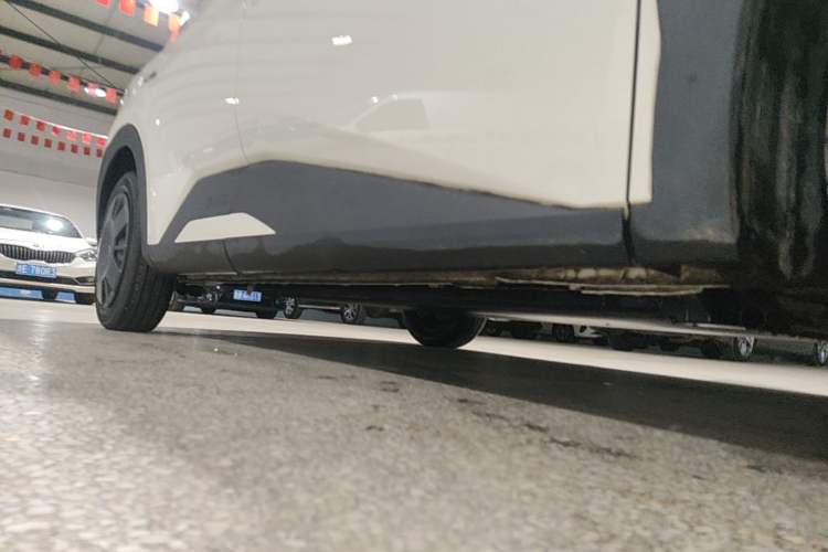 Used BYD Seagull 2024 Honor Edition 305km Dynamic Version Right Side Sill