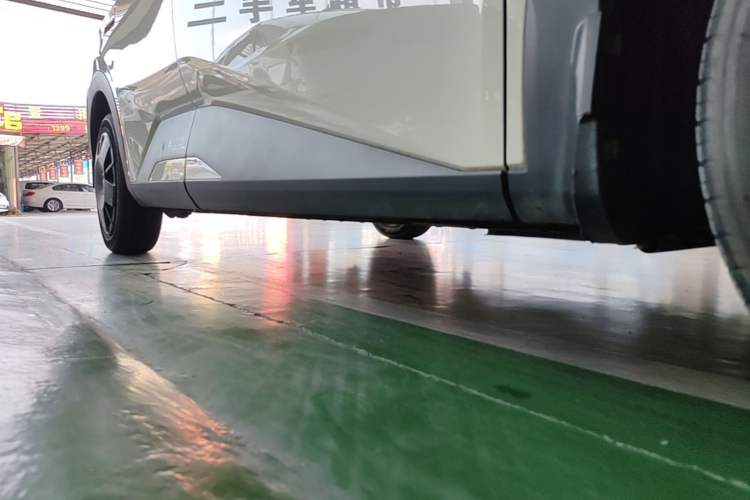 Used BYD Seagull 2024 Honor Edition 305km Dynamic Version Right Side Sill