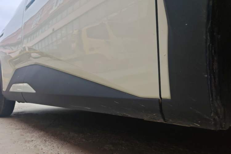 Used BYD Seagull 2024 Honor Edition 305km Dynamic Version Right Side Sill