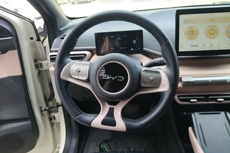 Used BYD Seagull 2024 Honor Edition 305km Freedom Version Steering Wheel