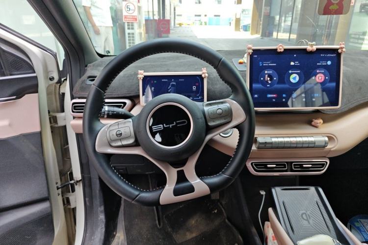 Used BYD Seagull 2024 Honor Edition 305km Freedom Version Steering Wheel