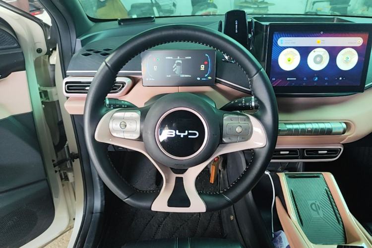 Used BYD Seagull 2024 Honor Edition 305km Freedom Version Steering Wheel
