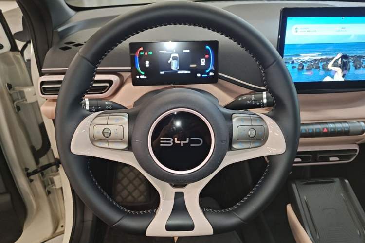 Used BYD Seagull 2024 Honor Edition 305km Freedom Version Steering Wheel