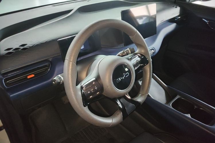 Used BYD Seagull 2024 Honor Edition 305km Dynamic Version Steering Wheel