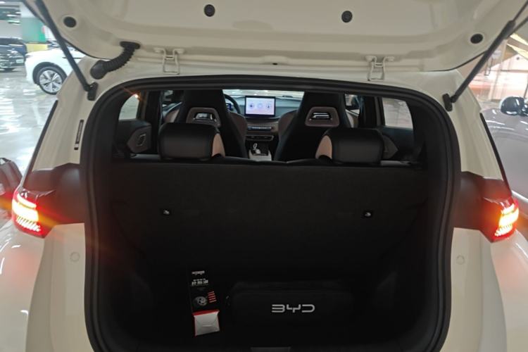 Used BYD Seagull 2024 Honor Edition 305km Freedom Version Trunk