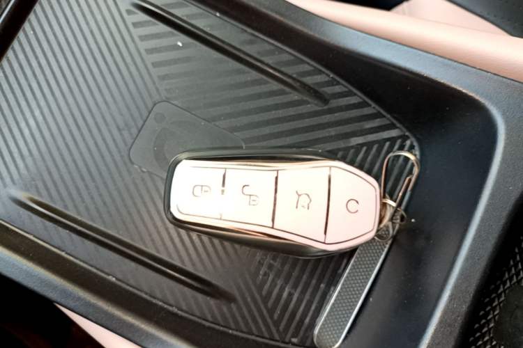 Used BYD Seagull 2024 Honor Edition 305km Freedom Version Vehicle Key